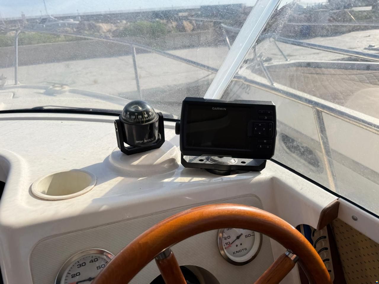 Passport 650 Escapade