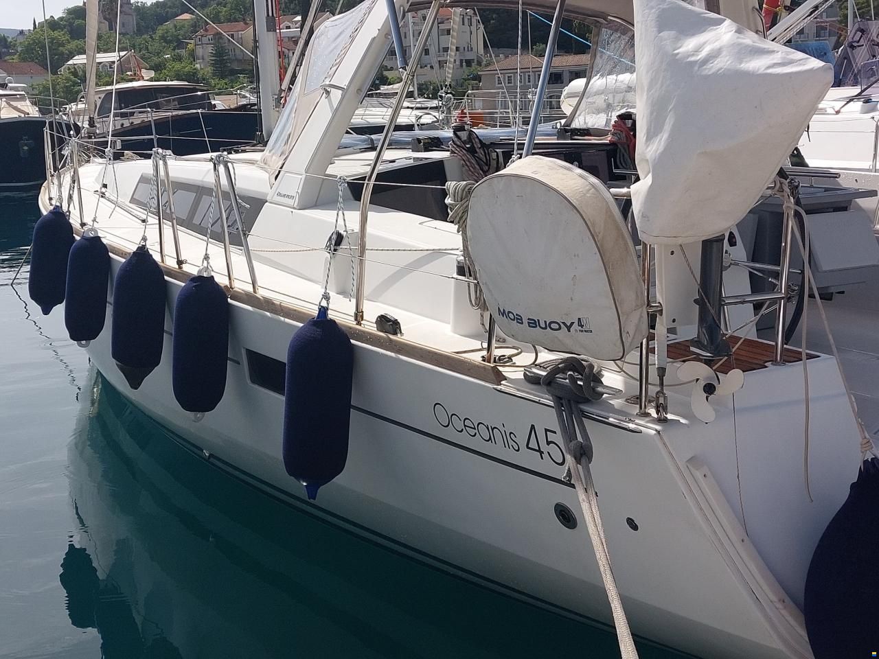 Beneteau Oceanis 45