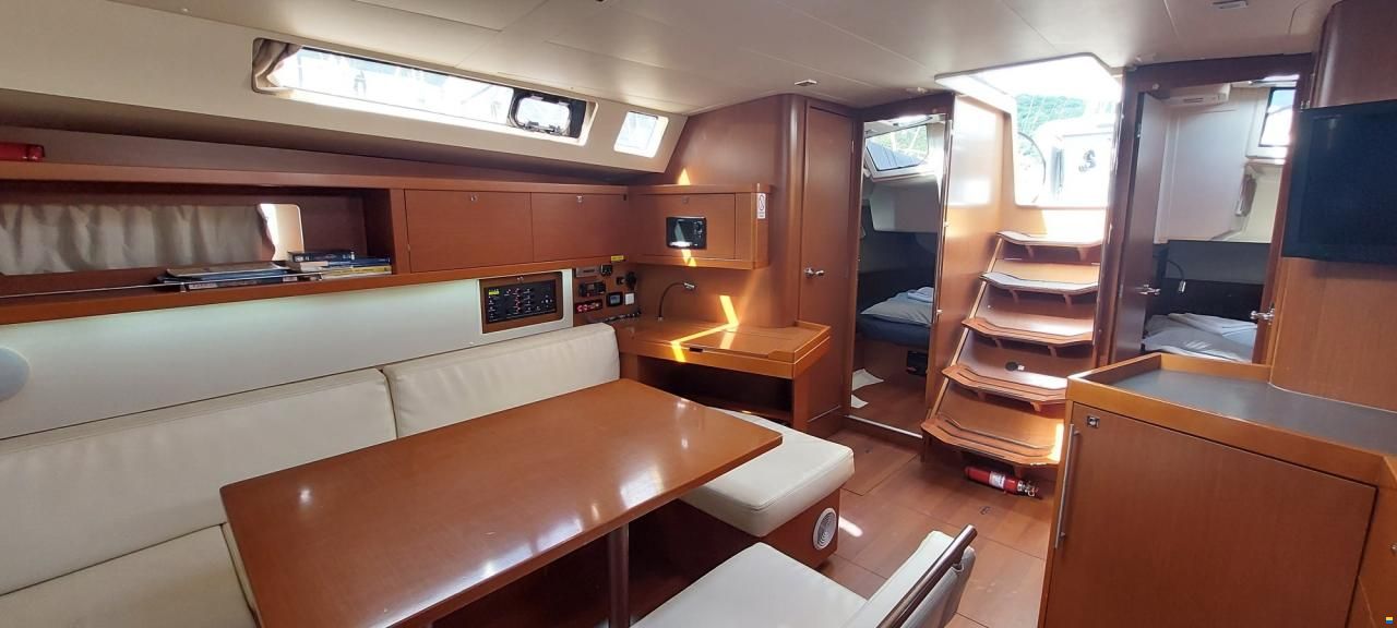 Beneteau Oceanis 45