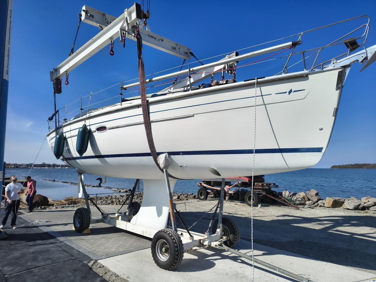 Bavaria 37C