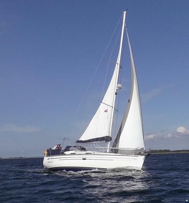 Bavaria 37C