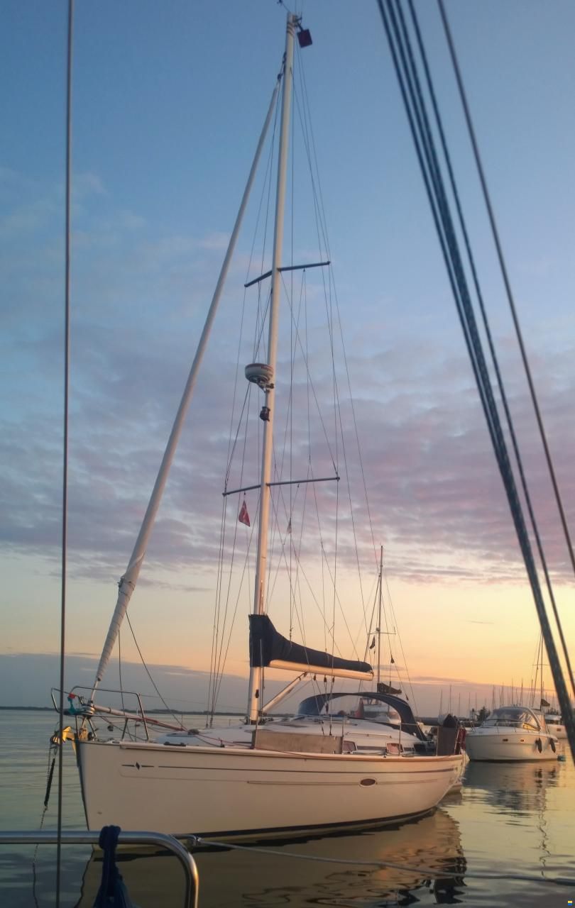 Bavaria 37C