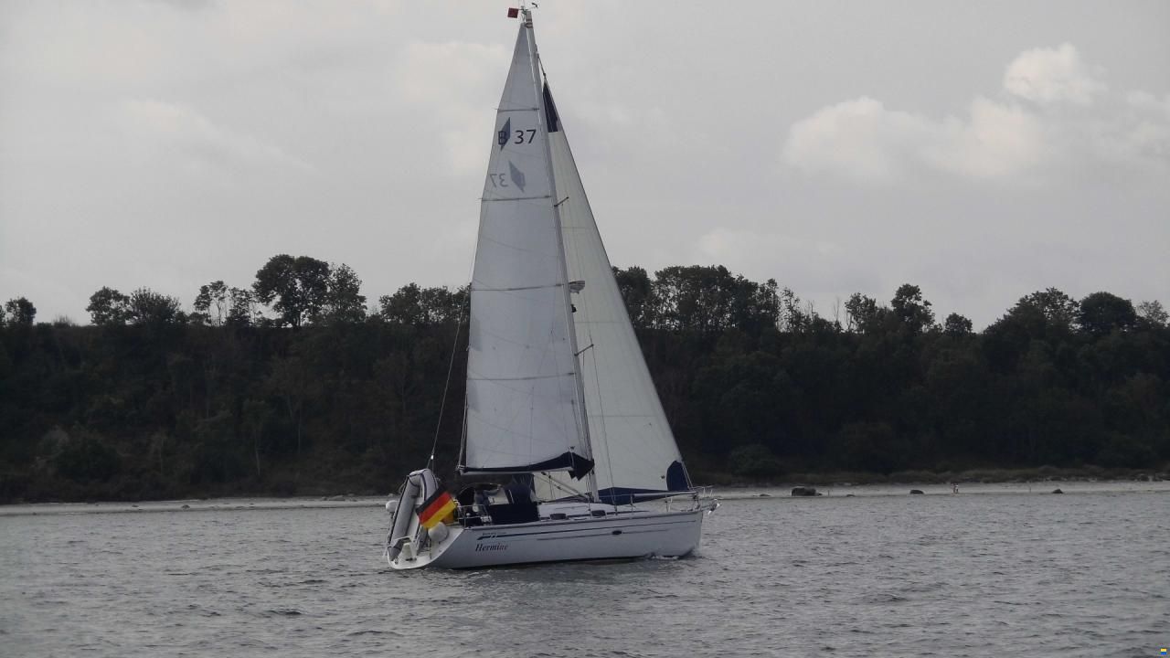 Bavaria 37C