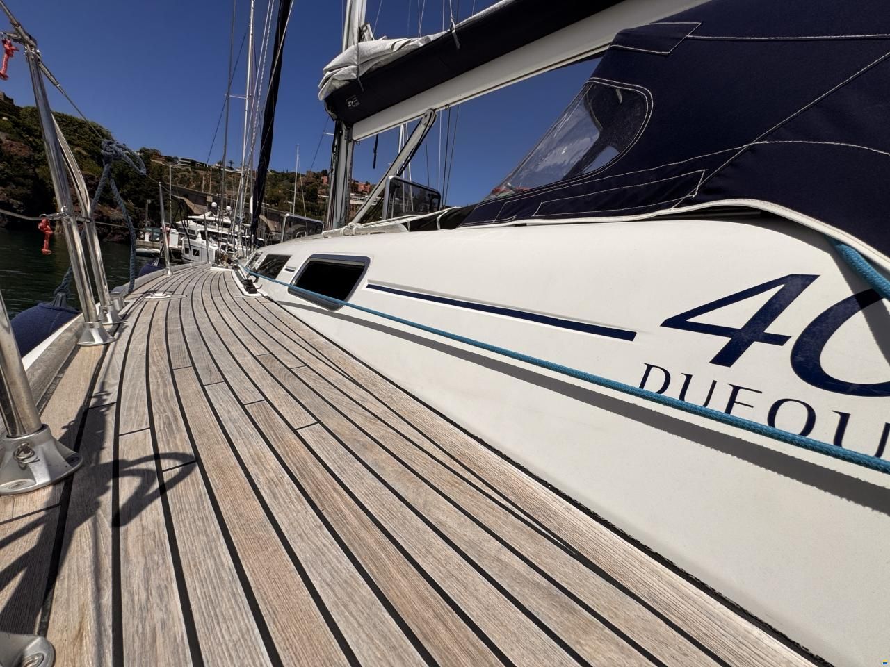 Dufour 40