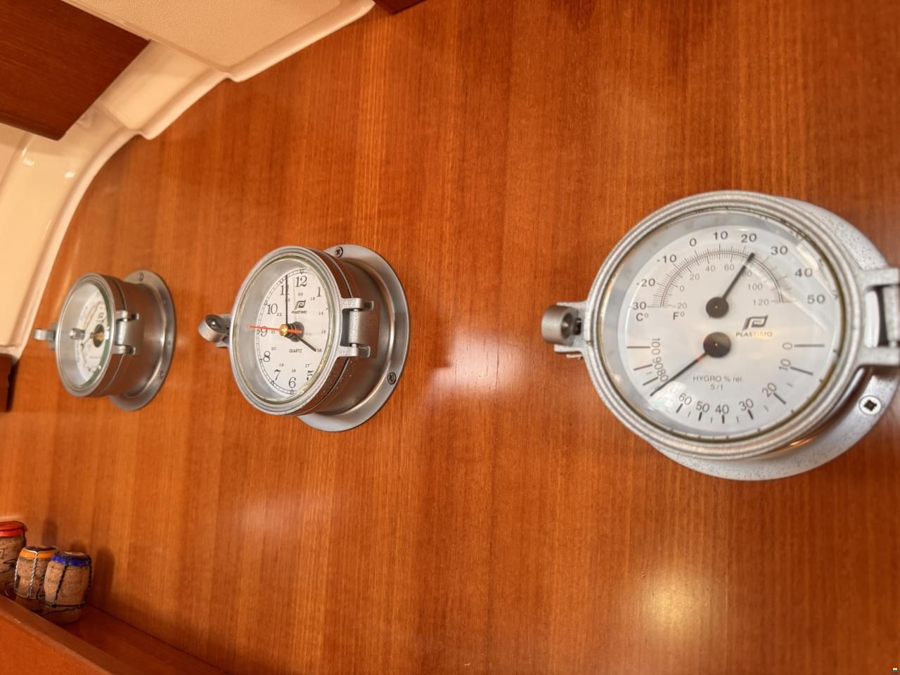 Dufour 40