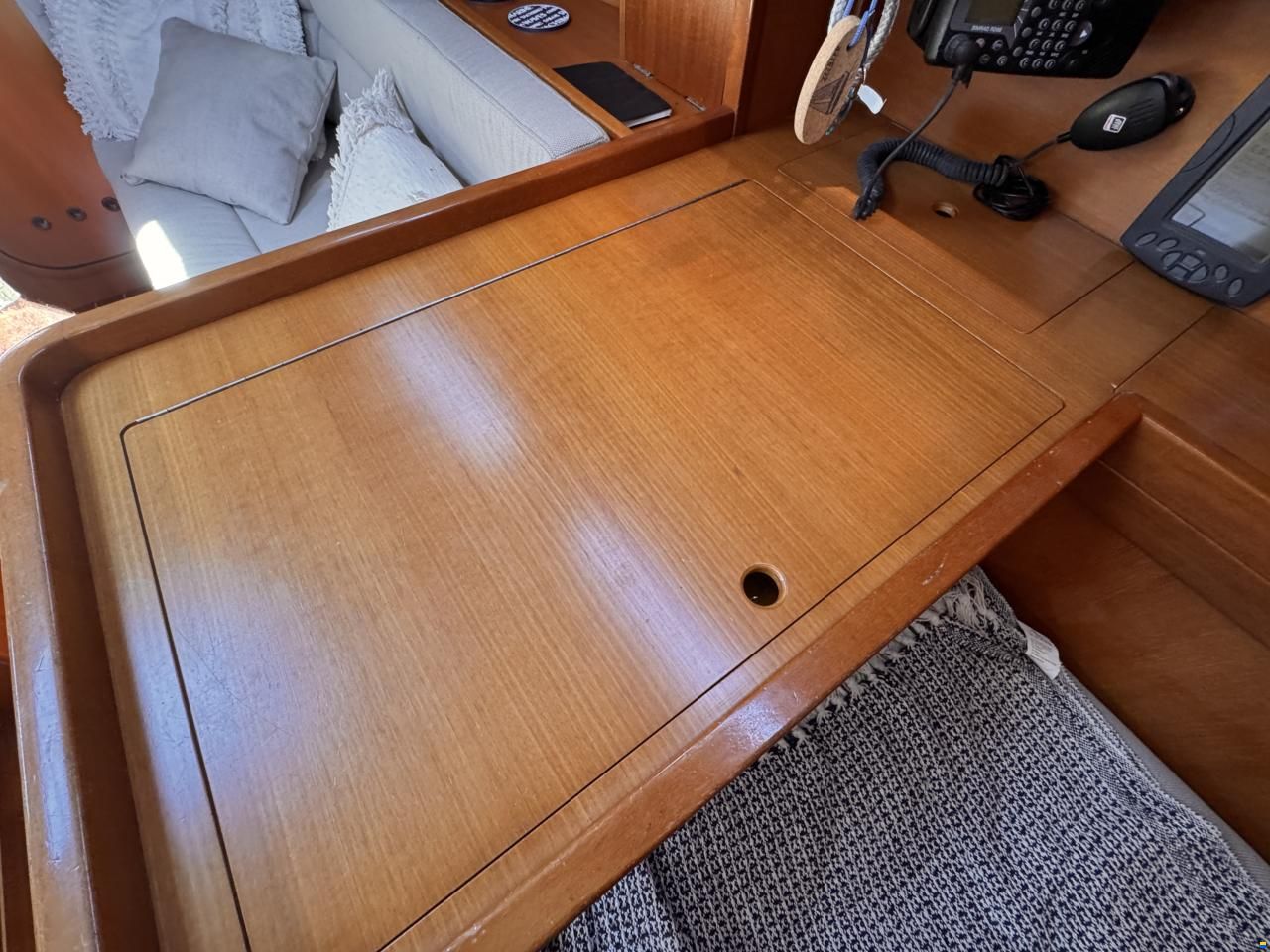 Dufour 40