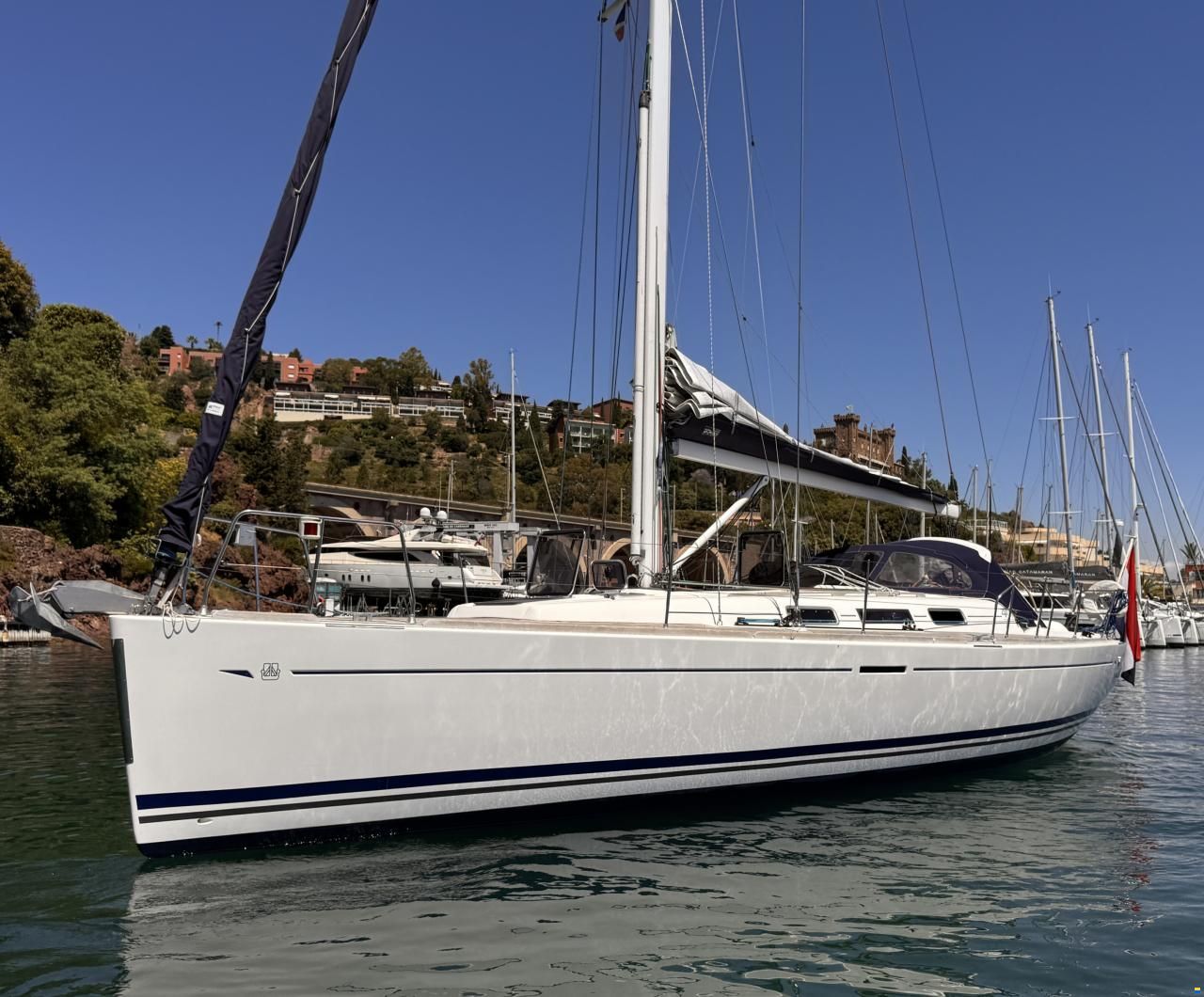 Dufour 40