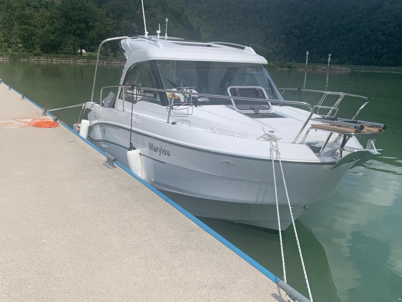 Beneteau Antares 7