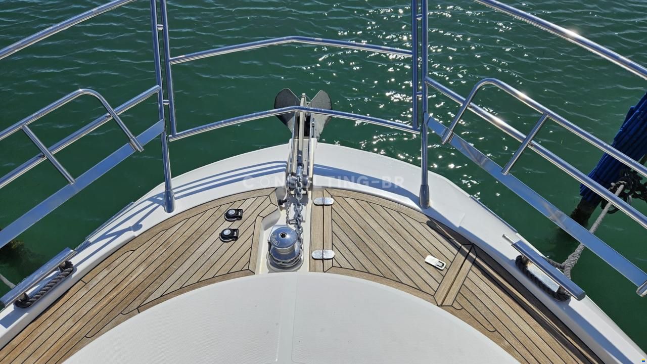 Azimut 47 Fly