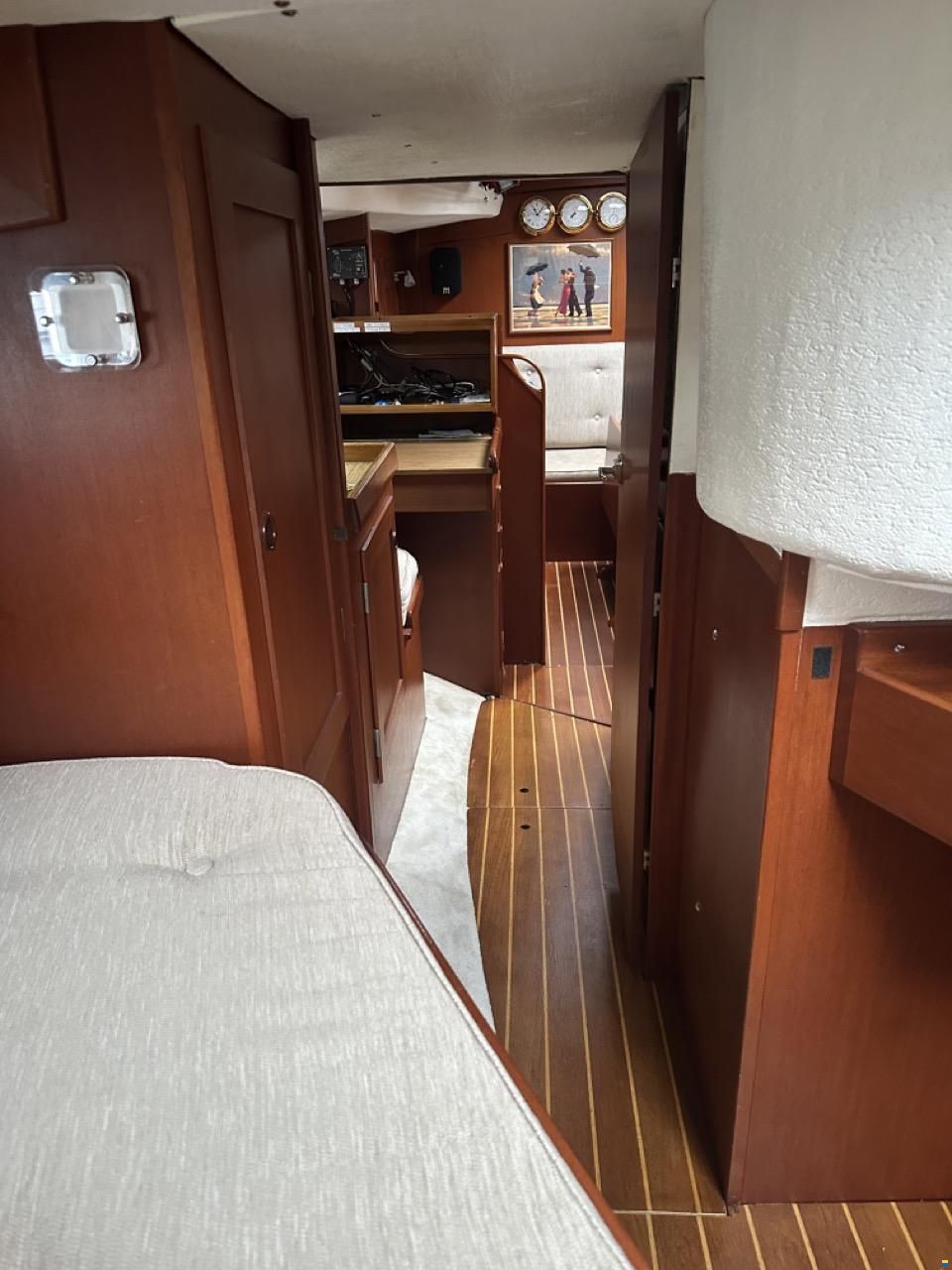 Hallberg-Rassy 352