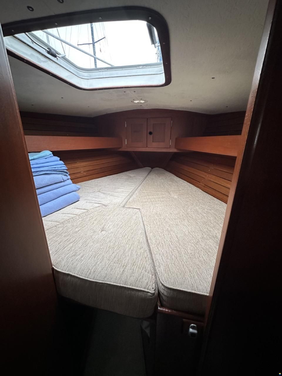 Hallberg-Rassy 352
