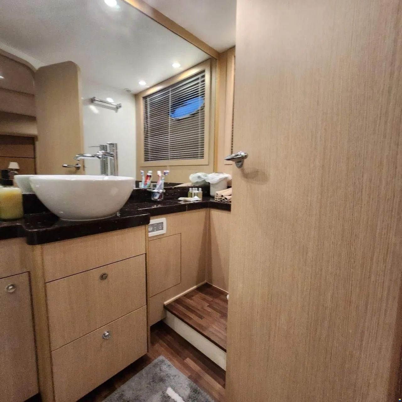 Princess 62 Flybridge Motor Yacht