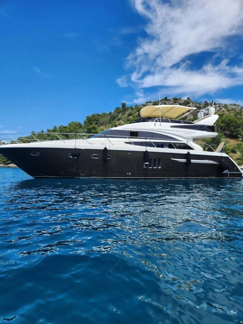 Princess 62 Flybridge Motor Yacht