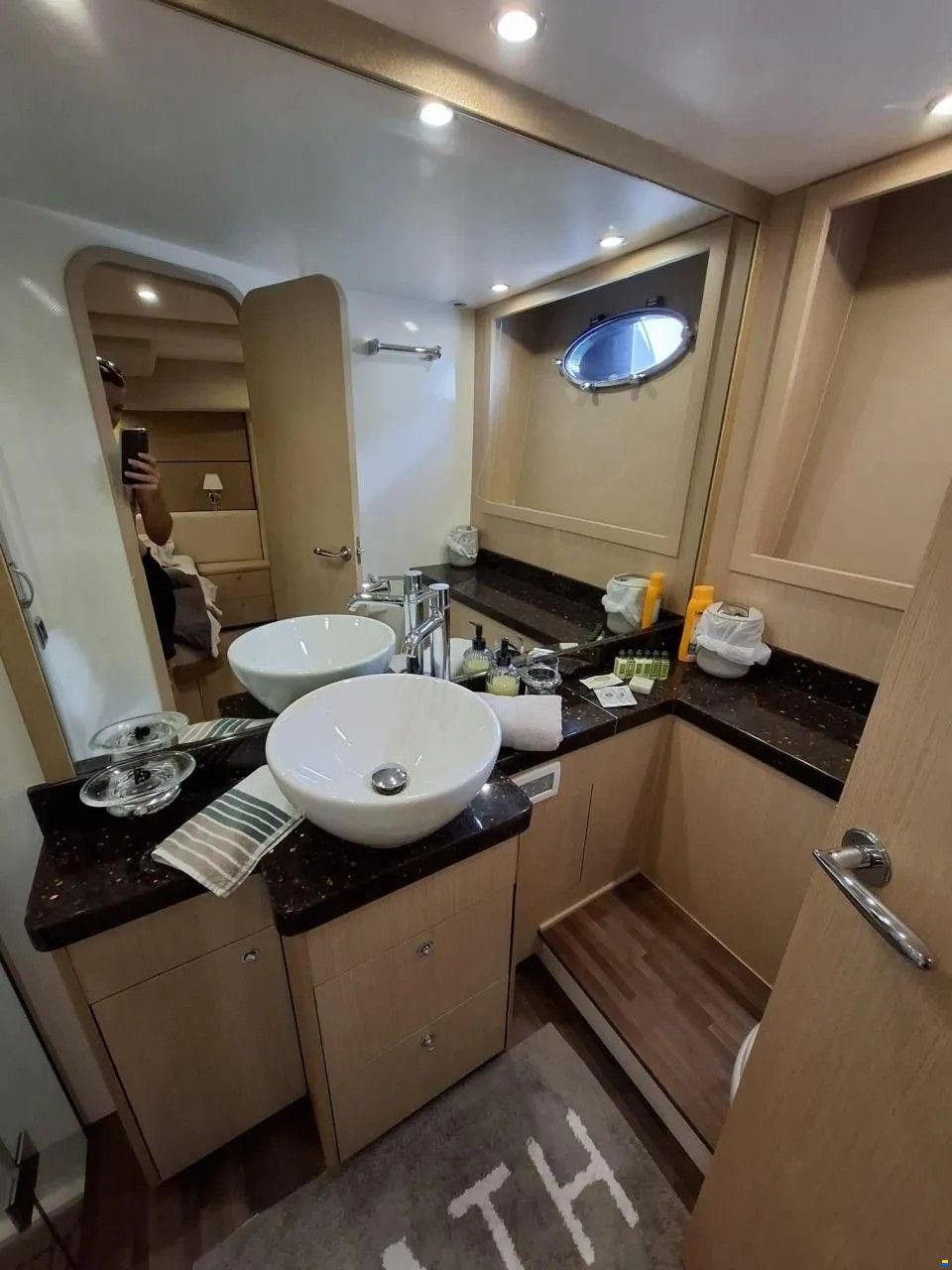 Princess 62 Flybridge Motor Yacht