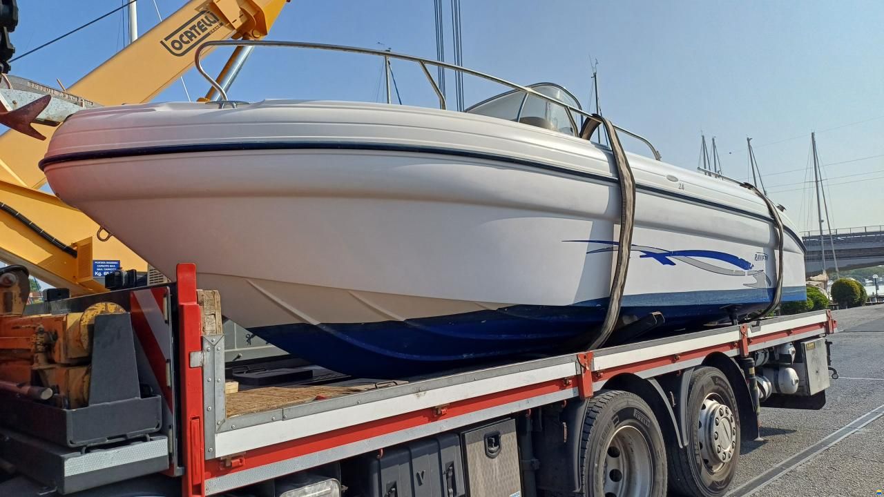 Ranieri Voyager 24