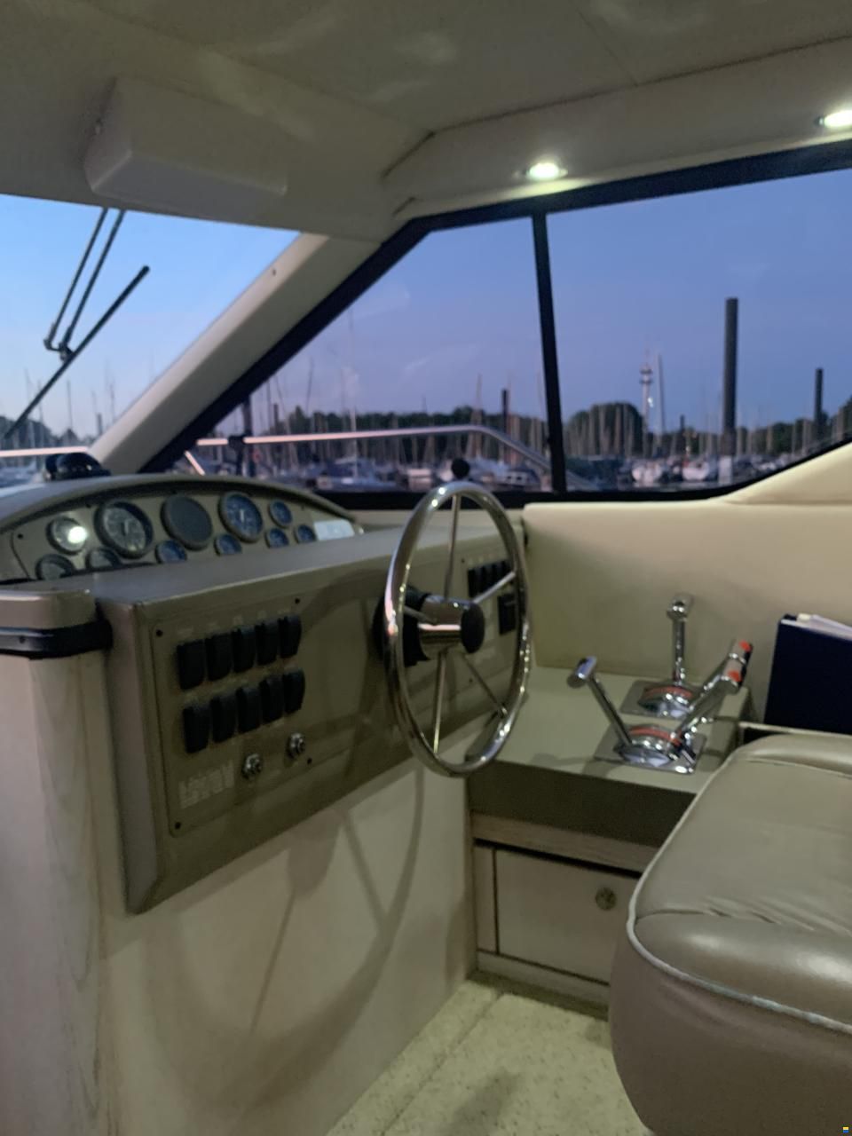 Bayliner 3258 Avanti Ciera