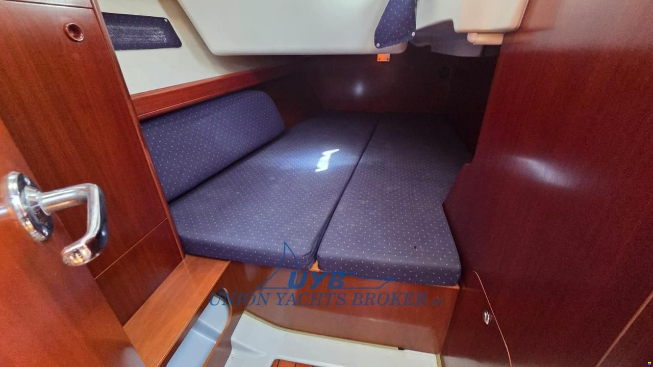 Beneteau Oceanis 393