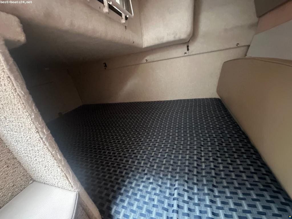 Bayliner 275
