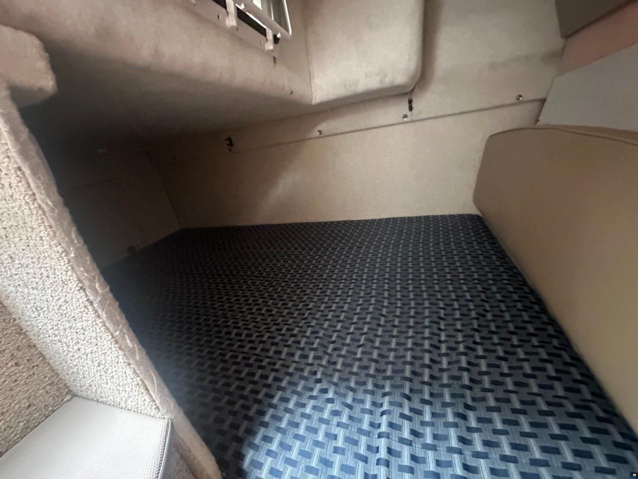 Bayliner 275