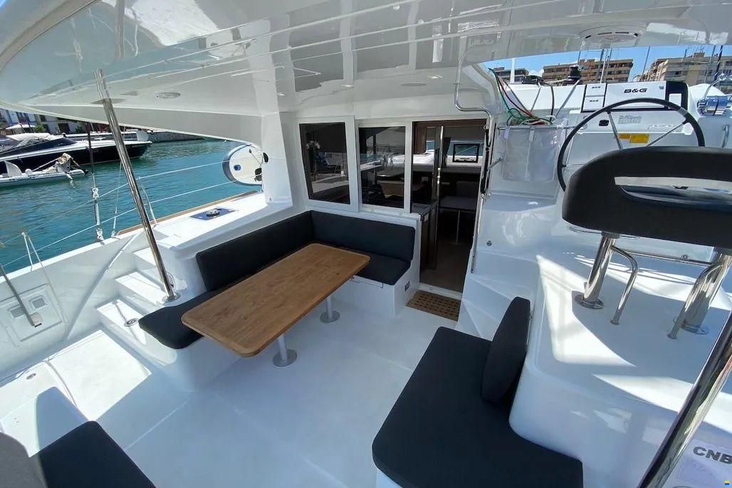 Lagoon 40