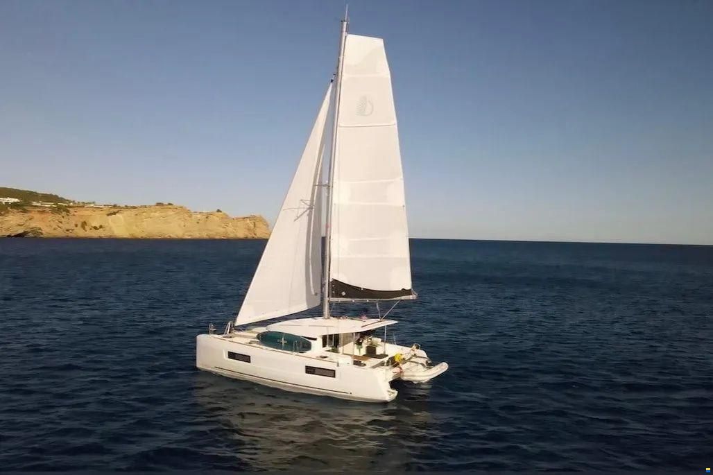 Lagoon 40