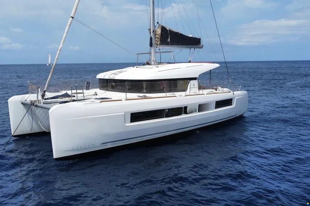 Lagoon 40