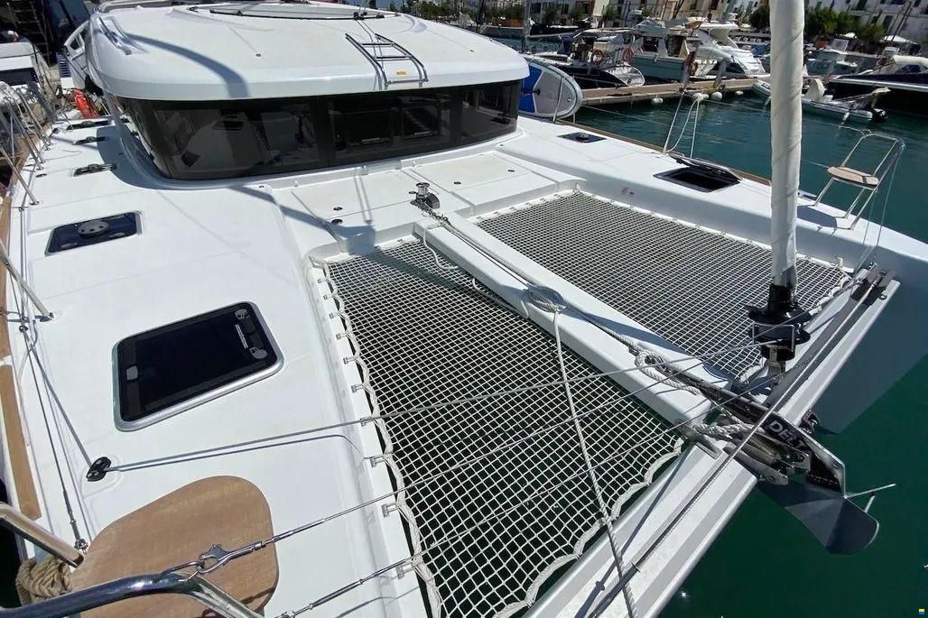 Lagoon 40