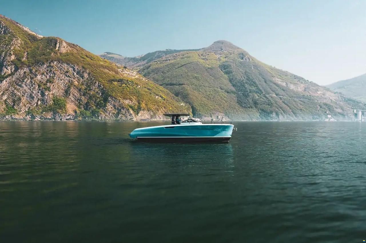 Bellini Astor 36