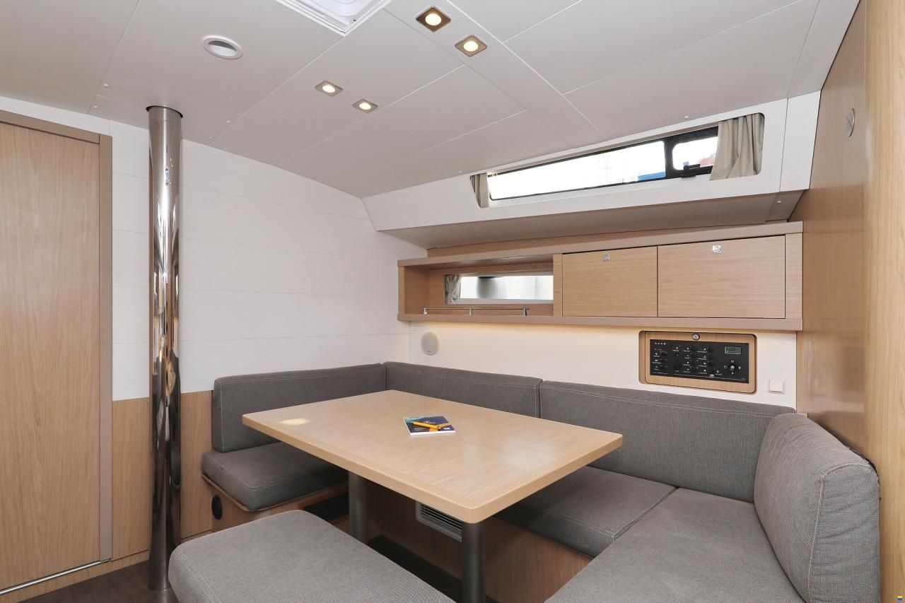 Beneteau OCEANIS 45