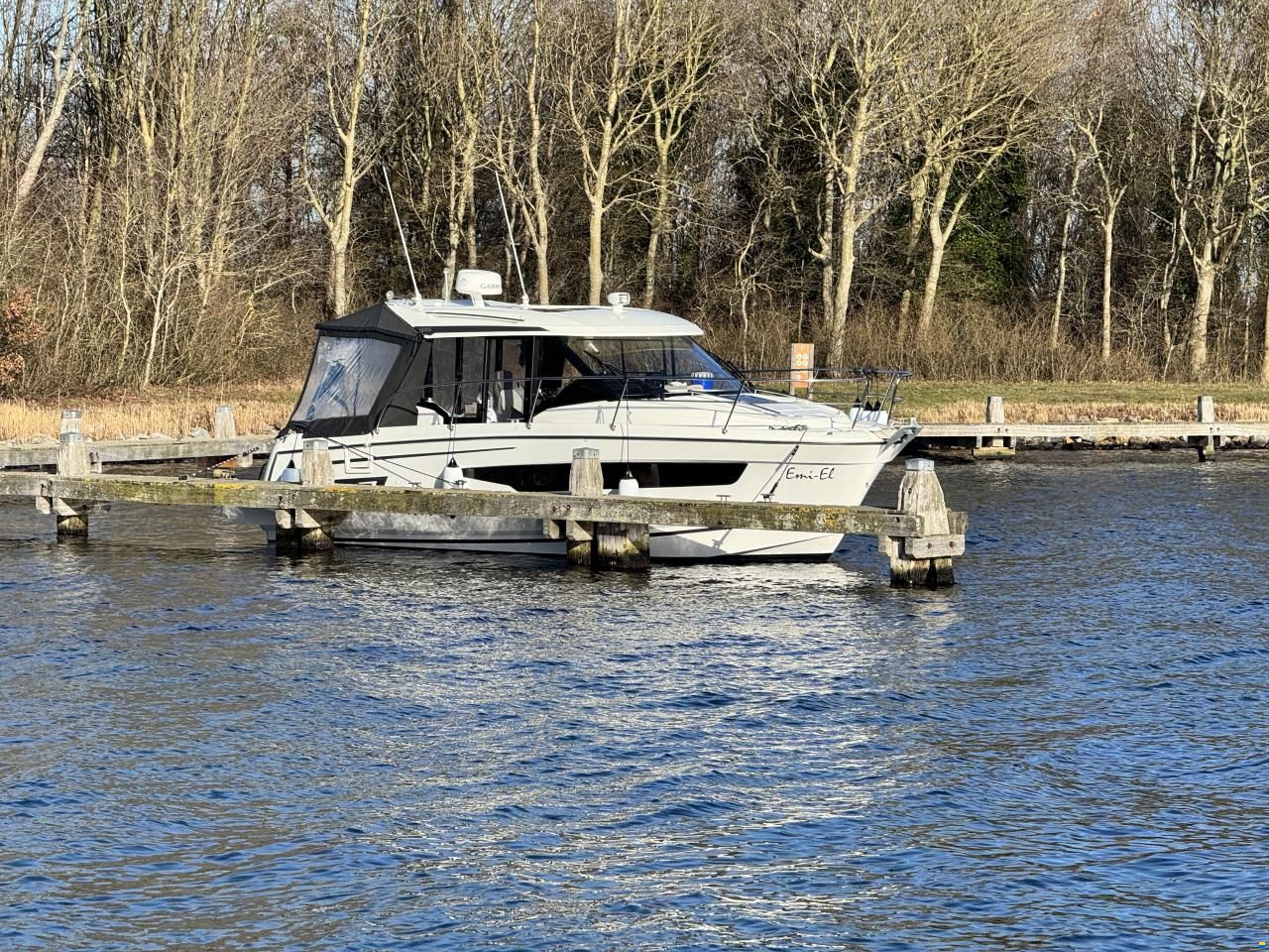 Jeanneau Merry Fisher 895
