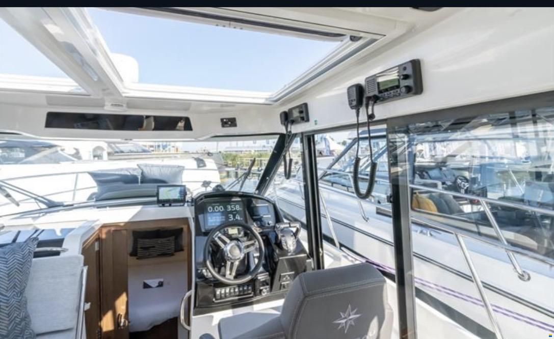 Jeanneau Merry Fisher 895