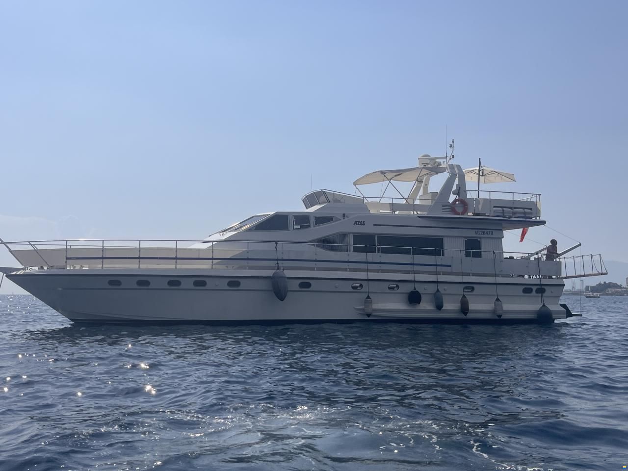 Azimut az66