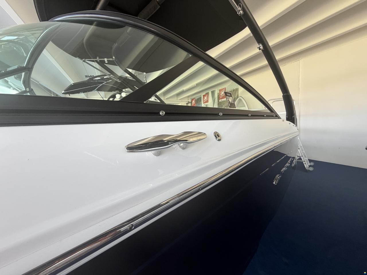 Regal LS2 Surf V8