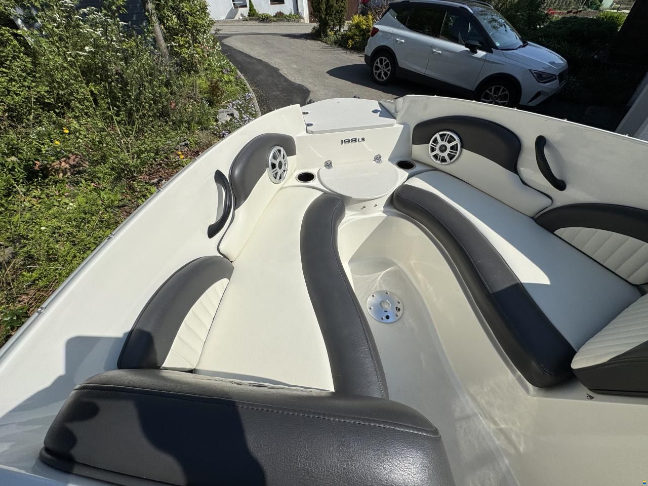 Stingray 198