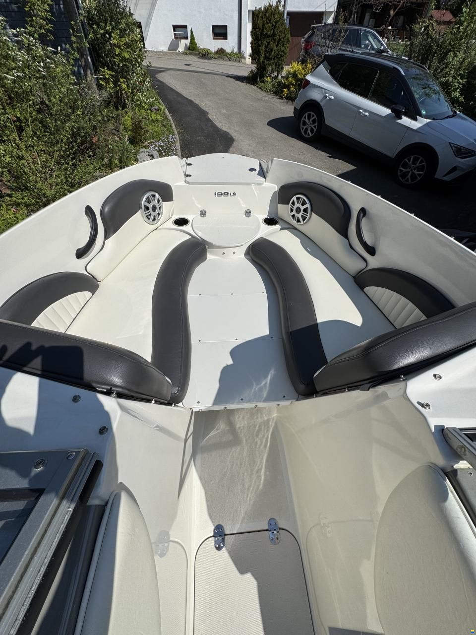 Stingray 198
