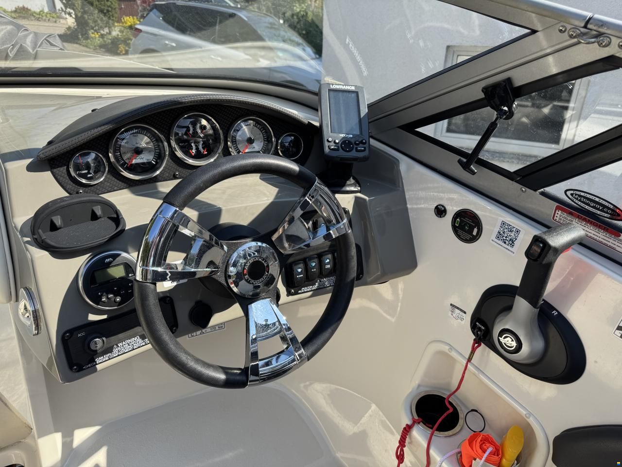 Stingray 198