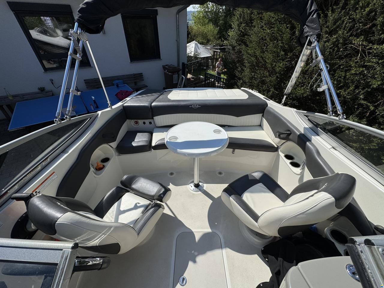 Stingray 198
