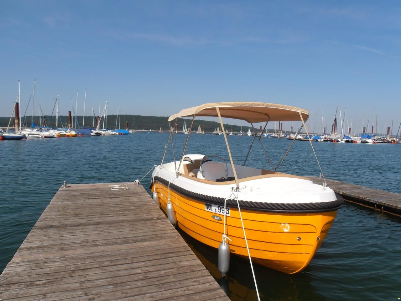 Oud Huijzer 570 Tender