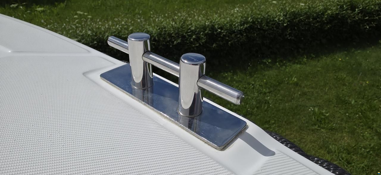 Oud Huijzer 570 Tender