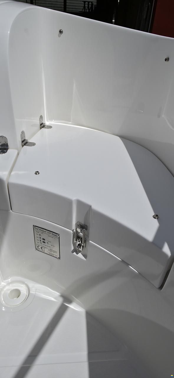 Oud Huijzer 570 Tender