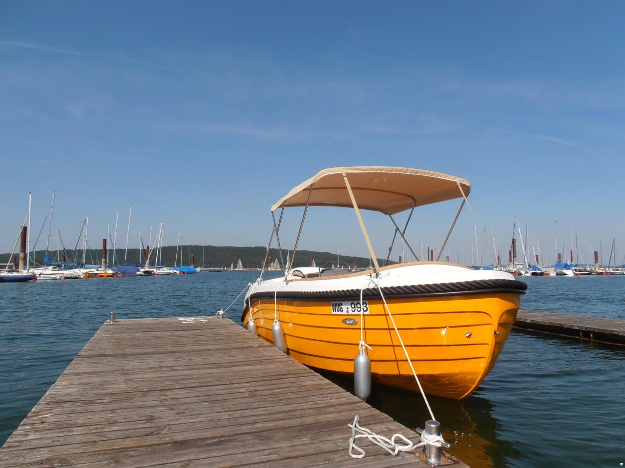Oud Huijzer 570 Tender