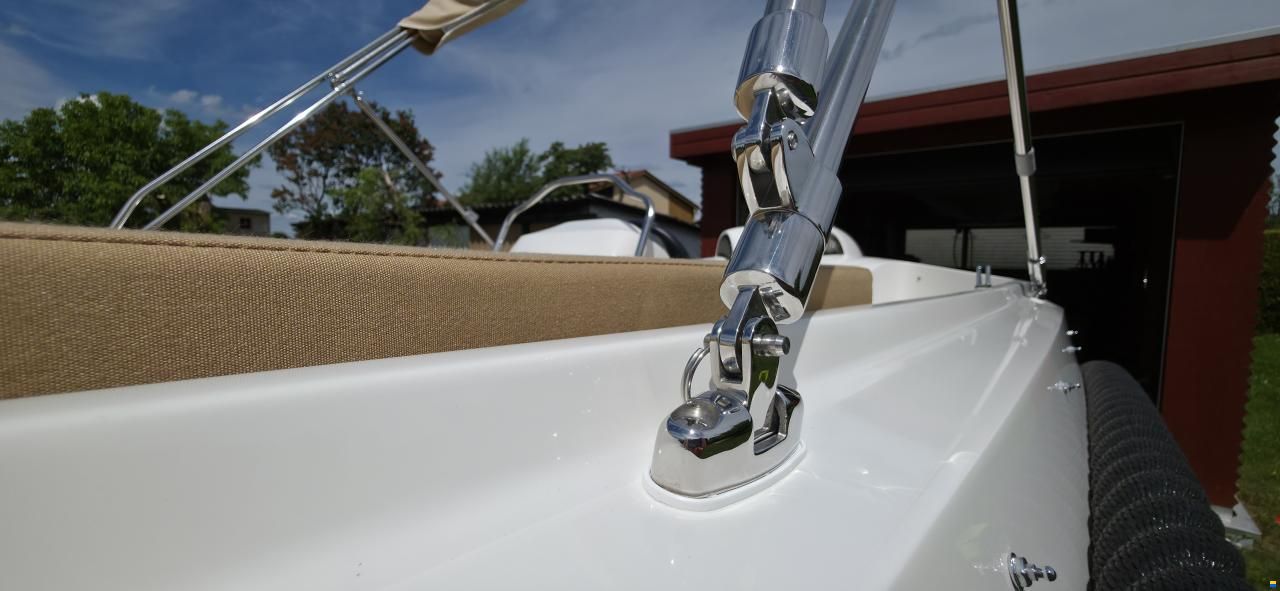 Oud Huijzer 570 Tender