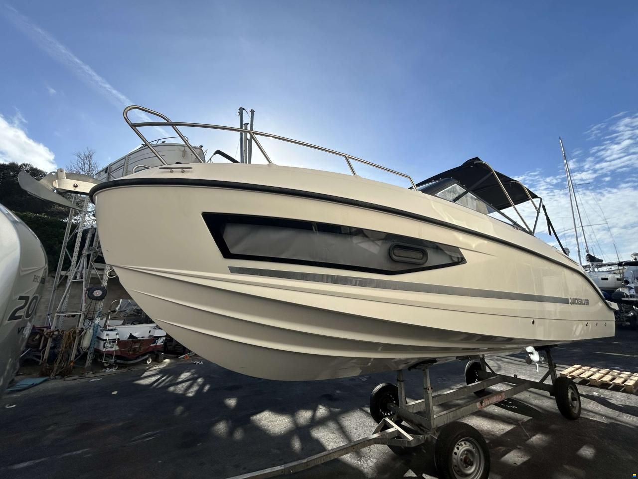 Quicksilver 755 CRUISER