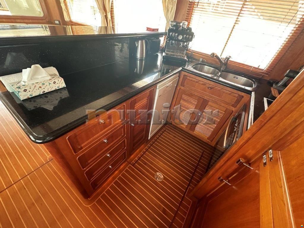 Selene 53