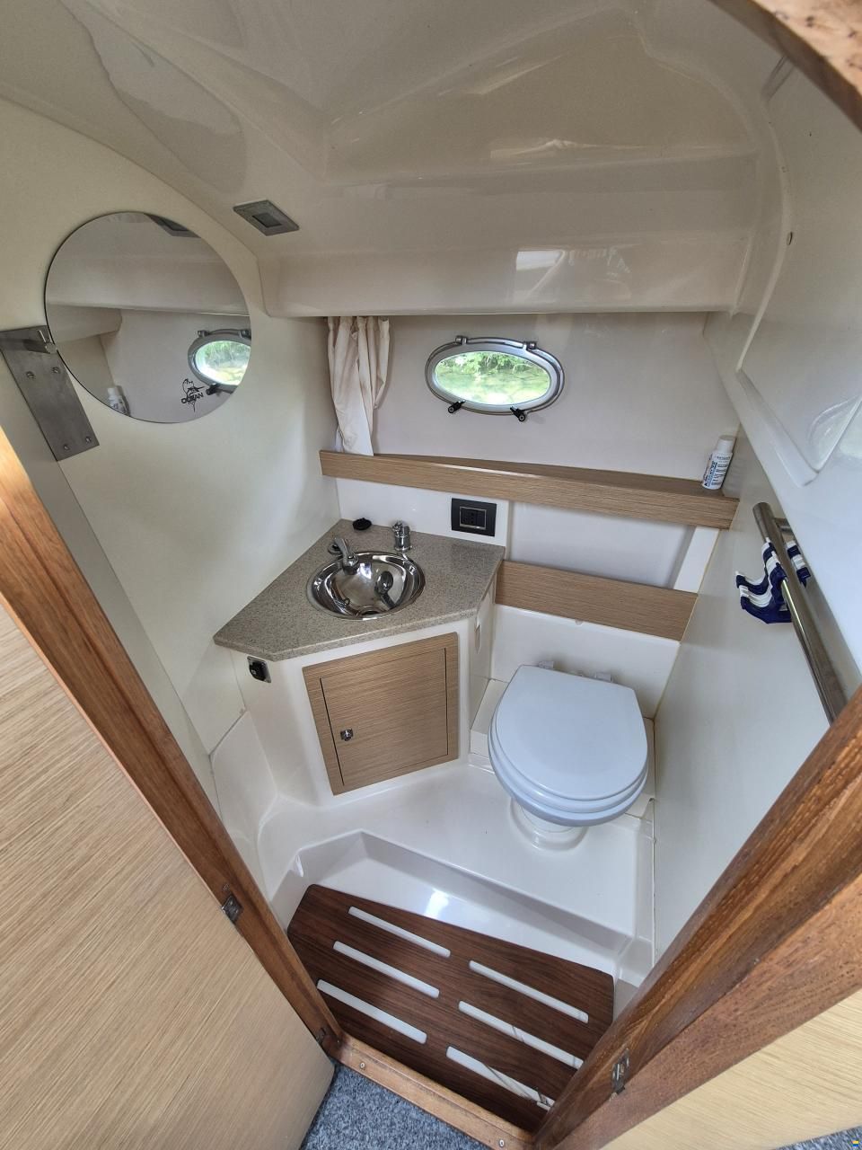 Sessa Dorado 26