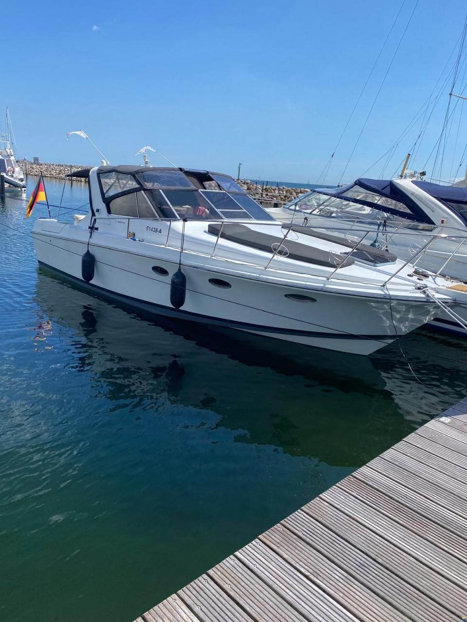 Trojan Bertram 34