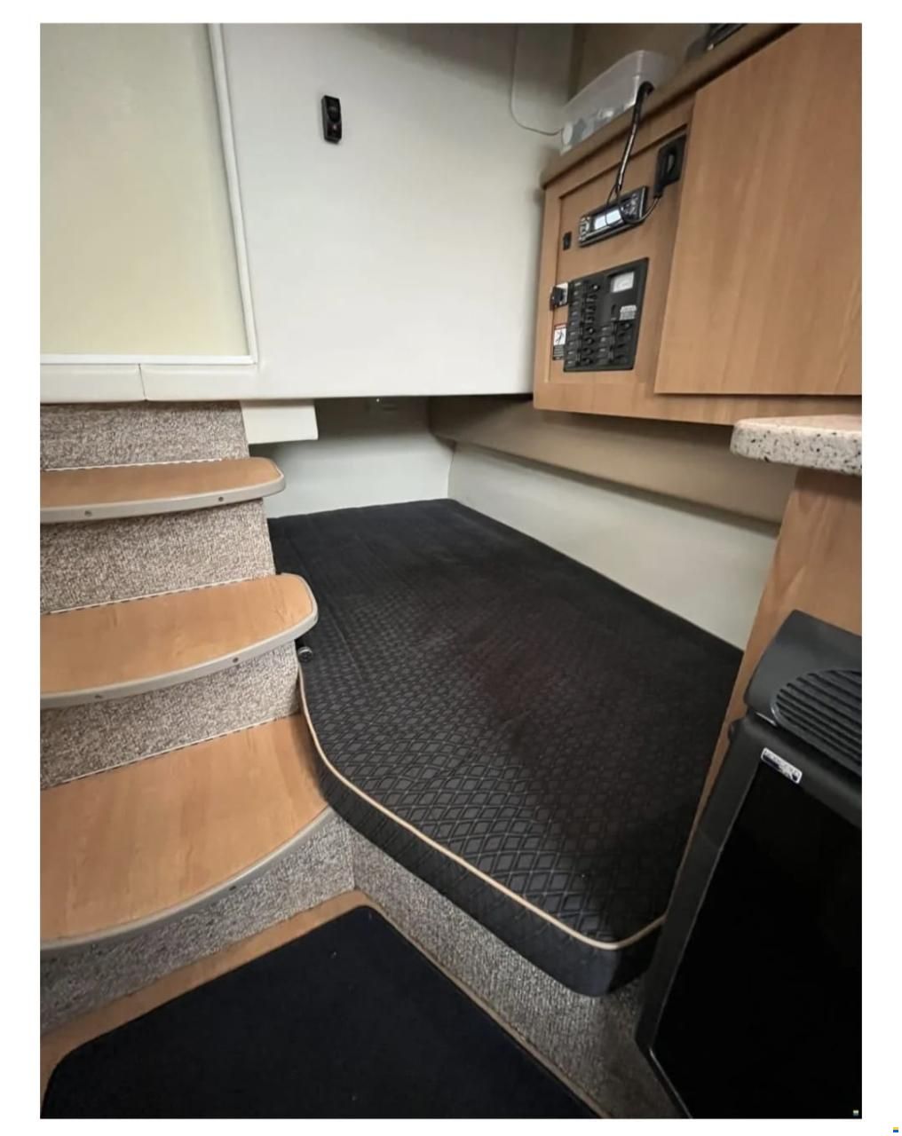 Bayliner 246 discovery