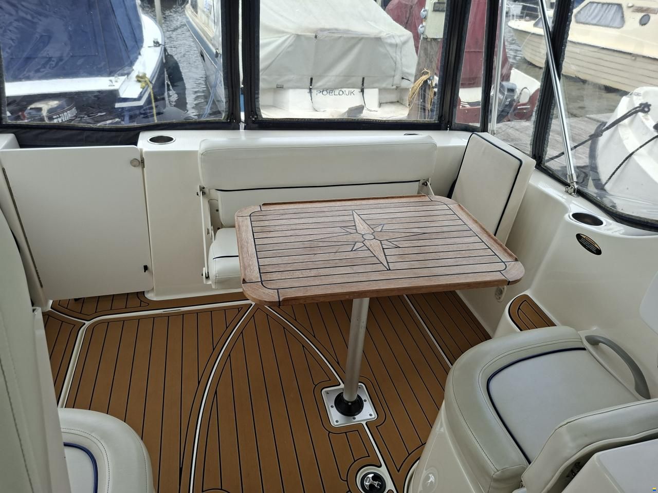 Bayliner 246 discovery