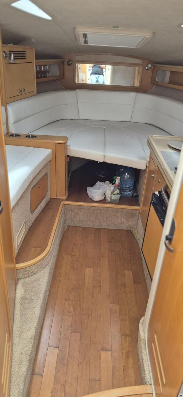 Sea Ray Sundancer 305