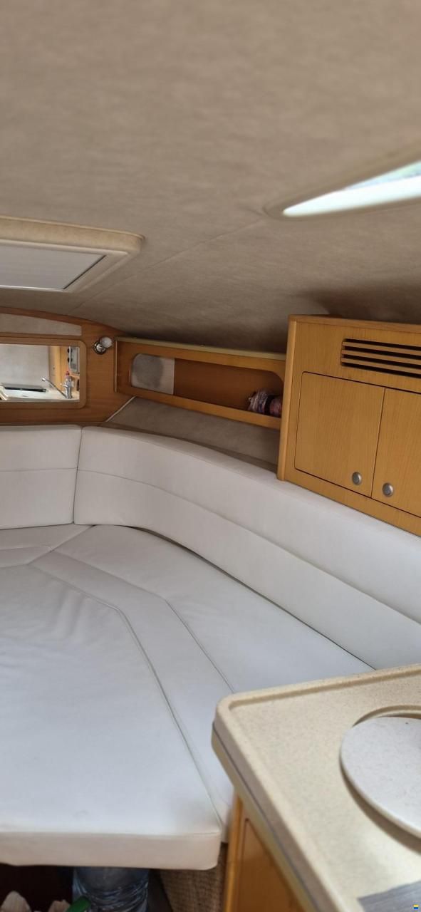 Sea Ray Sundancer 305